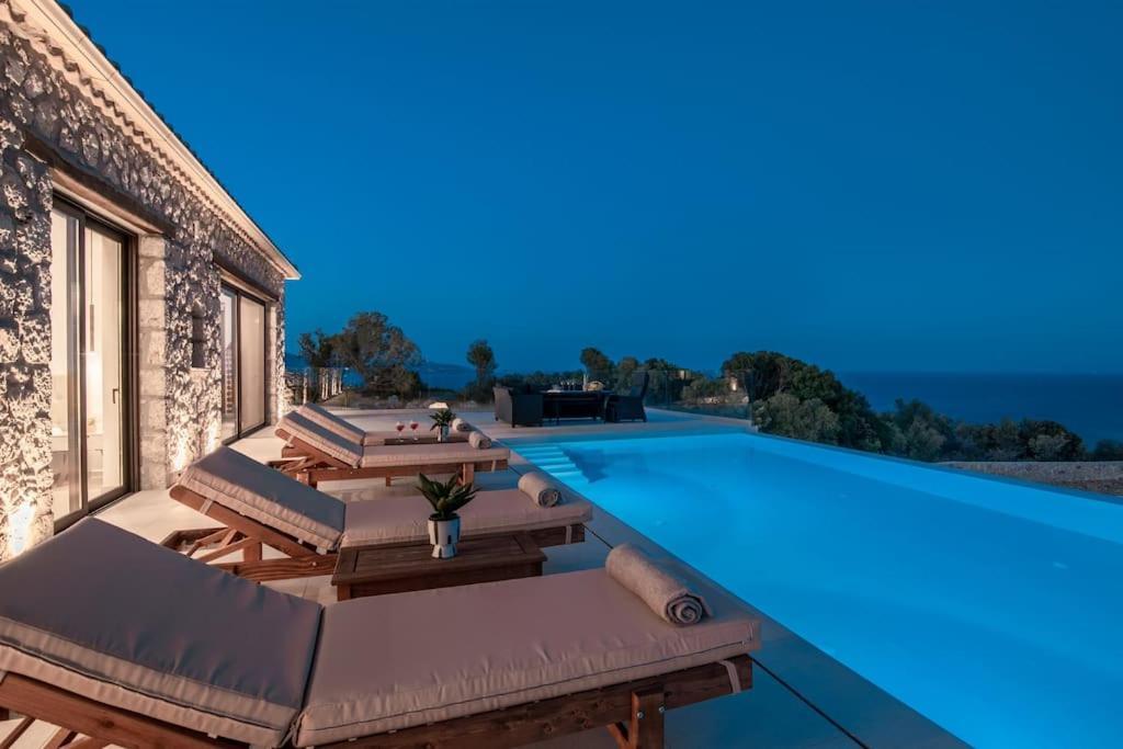 Infinito Villa *